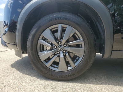 2023 Nissan Pathfinder SV
