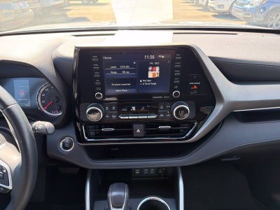 2022 Toyota Highlander LE