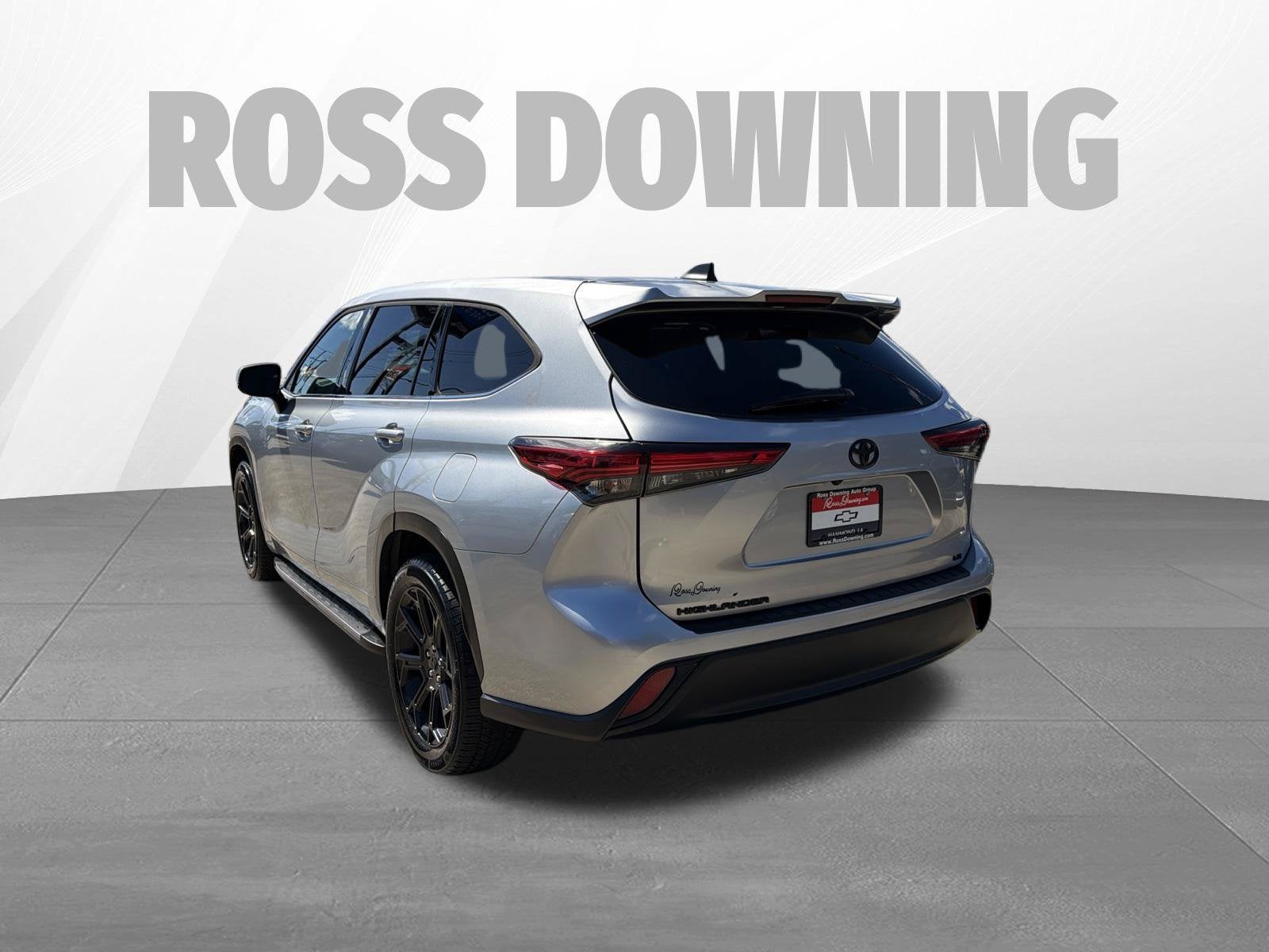 2022 Toyota Highlander LE