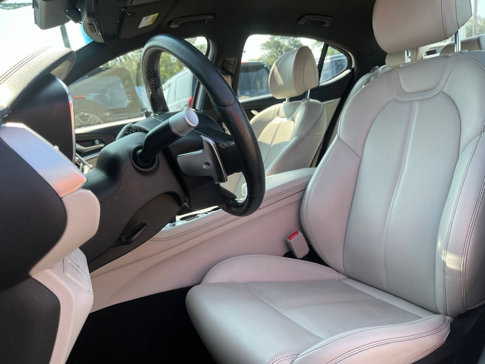 2024 Genesis G70 2.5T