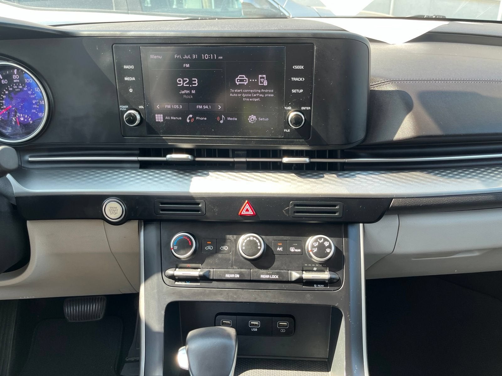 2023 Kia Carnival MPV LX Seat Package