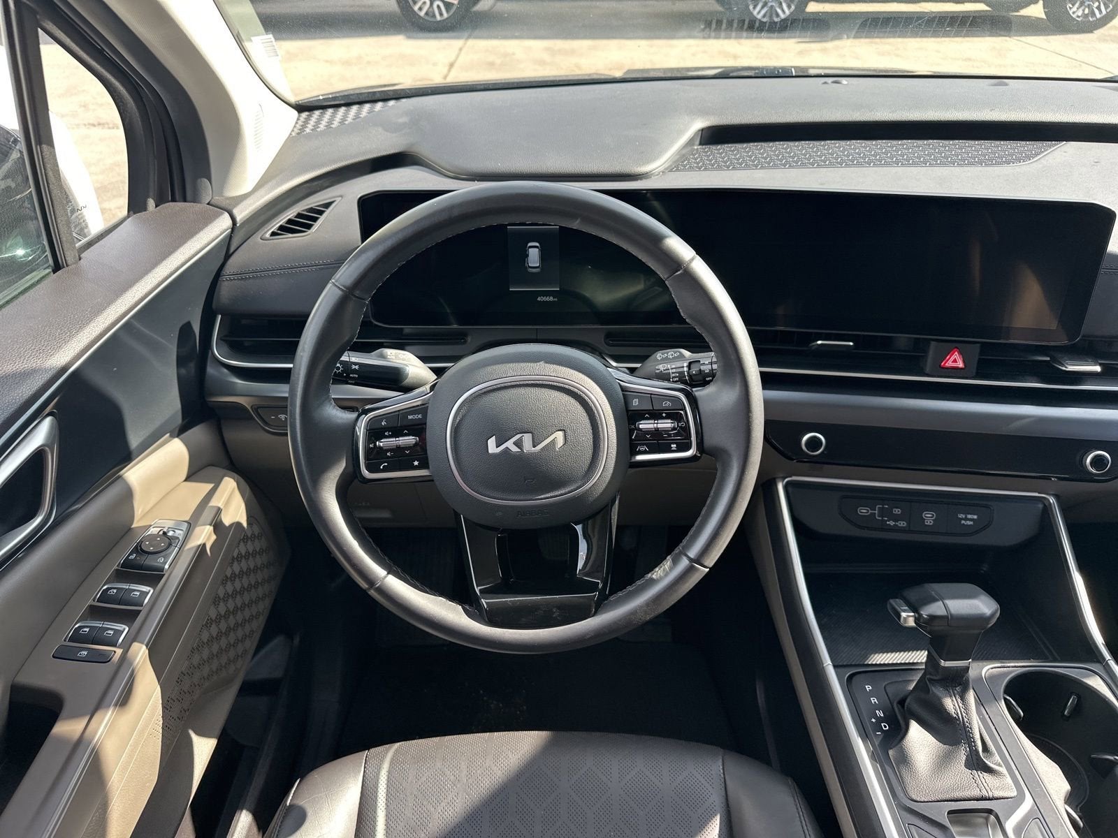 2025 Kia Carnival LXS