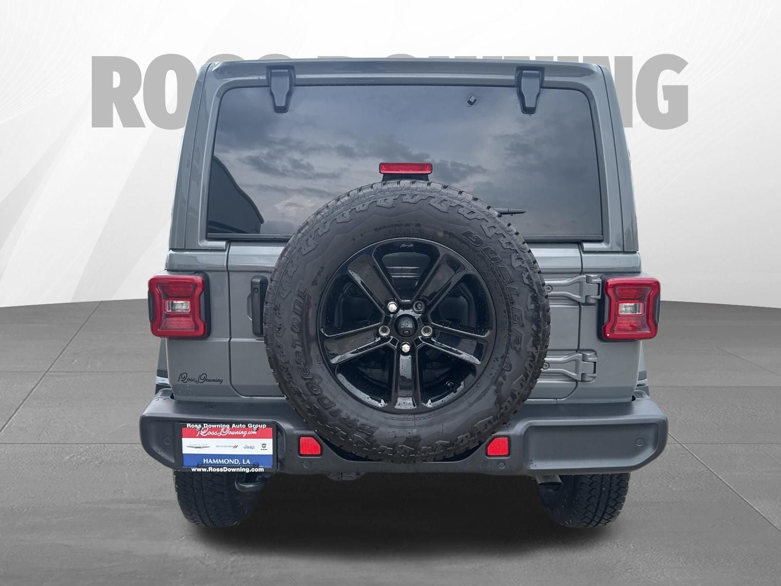 2022 Jeep Wrangler Unlimited Sahara Altitude 4x4