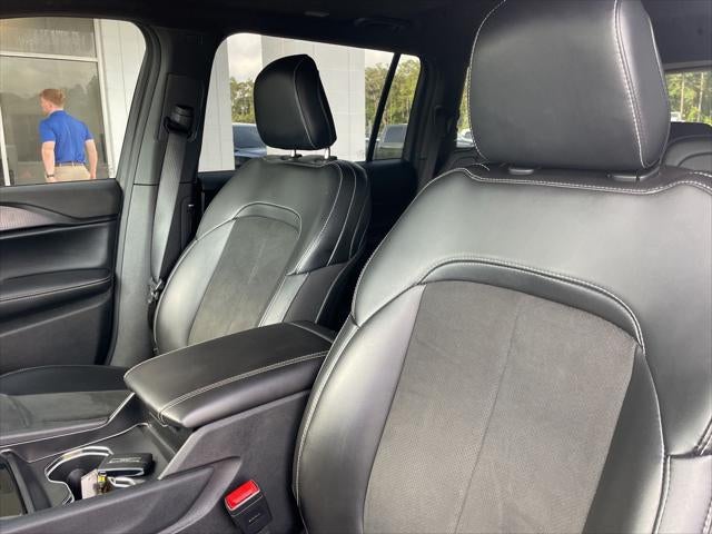 2025 Jeep Grand Cherokee L Altitude X 4x2