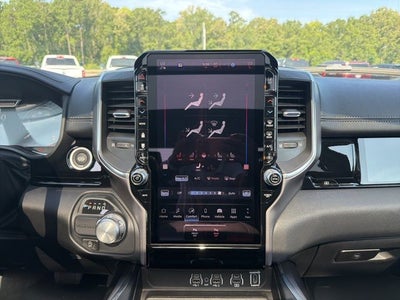 2025 RAM 1500 Laramie Crew Cab 4x2 5'7' Box