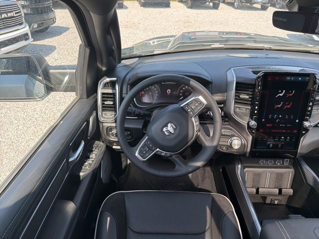 2025 RAM 1500 Laramie Crew Cab 4x2 5'7' Box