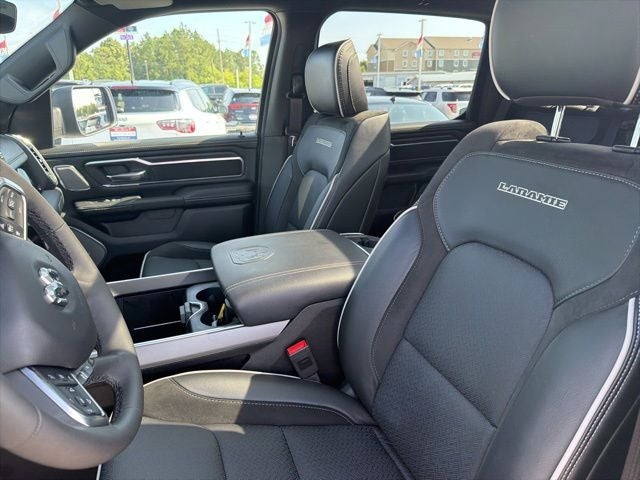 2025 RAM 1500 Laramie Crew Cab 4x2 5'7' Box