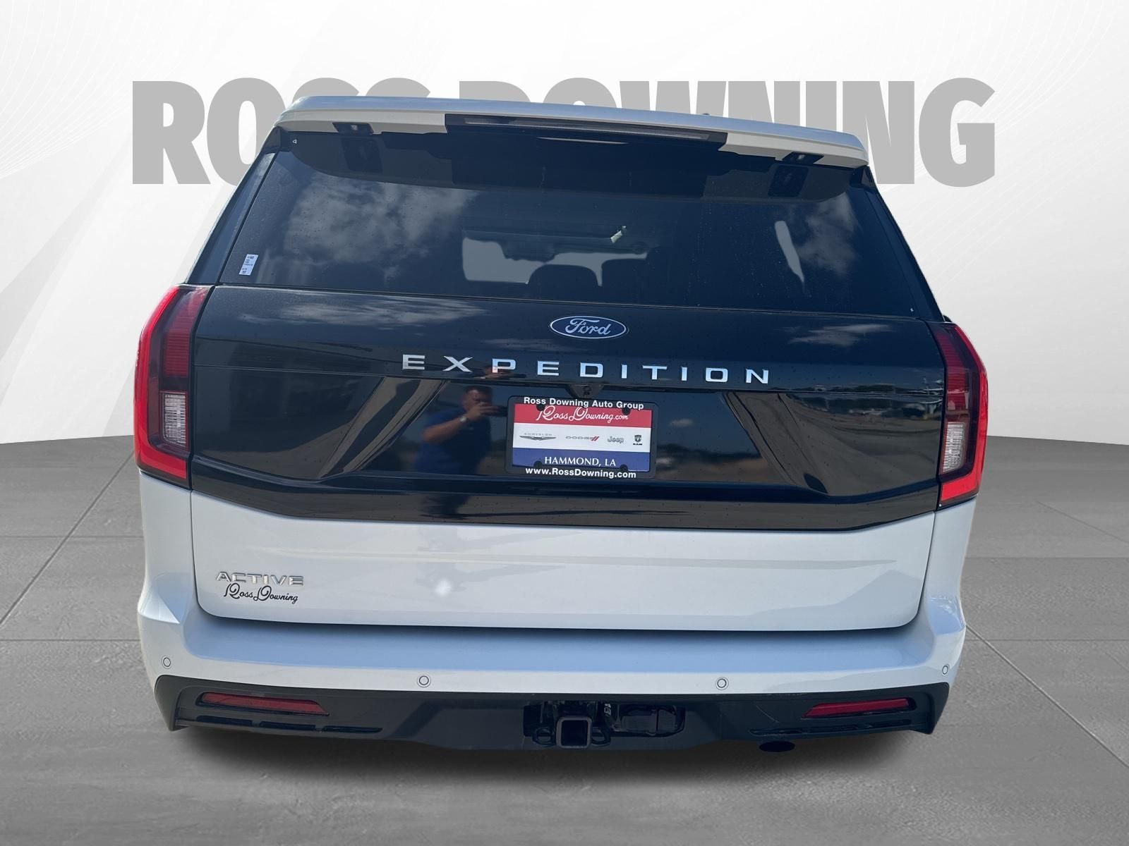2025 Ford Expedition Active