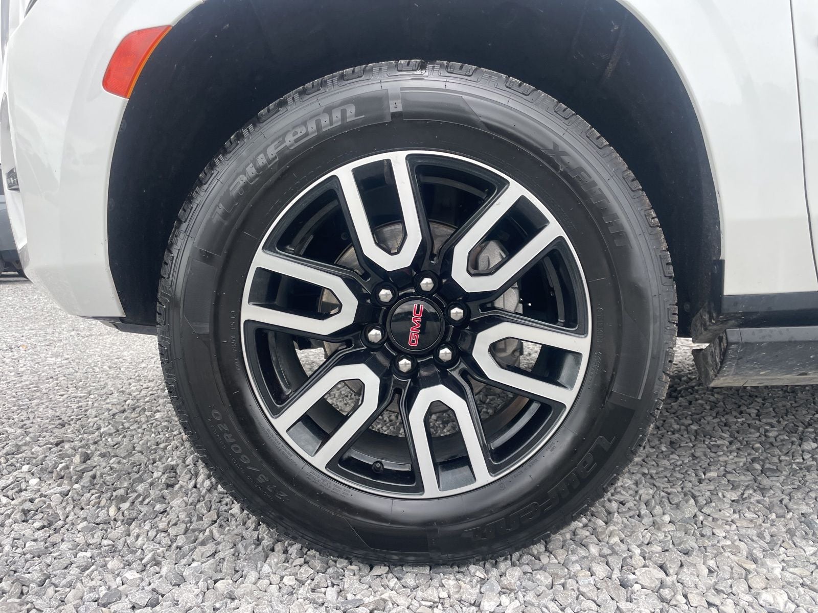 2024 GMC Yukon AT4