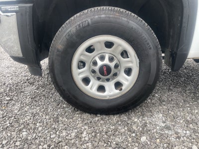 2025 GMC Sierra 2500HD Pro