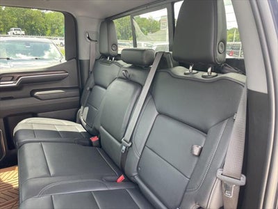 2022 GMC Sierra 1500 2WD Crew Cab Short Box SLT