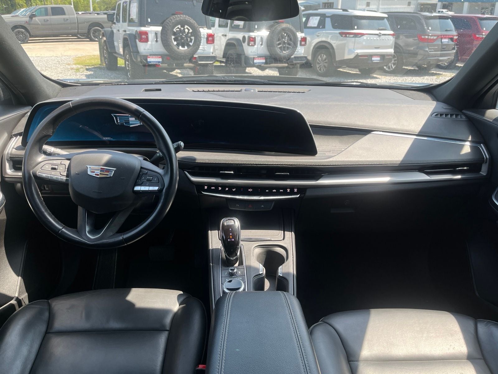 2024 Cadillac XT4 Premium Luxury