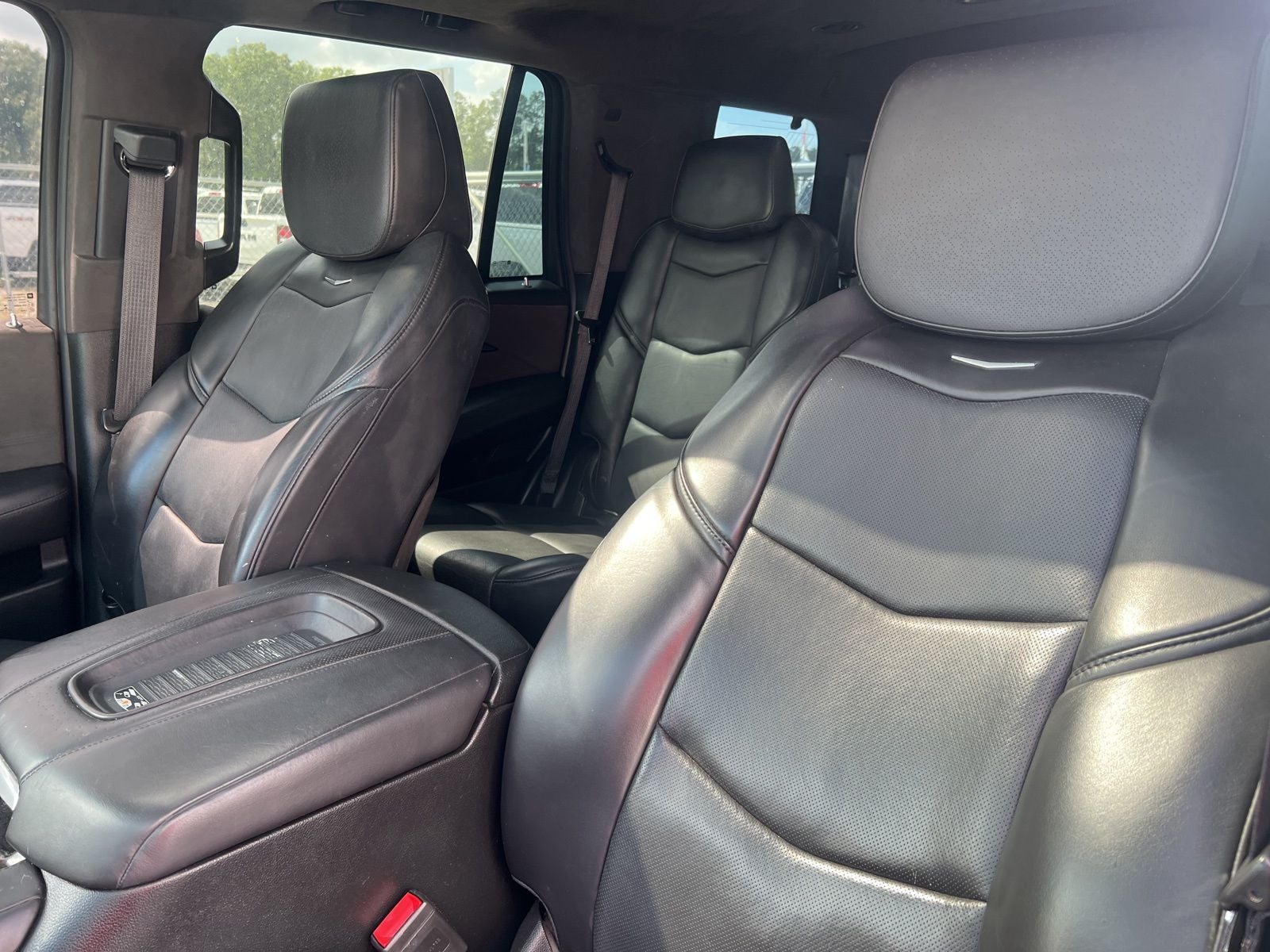 2018 Cadillac Escalade Platinum Edition