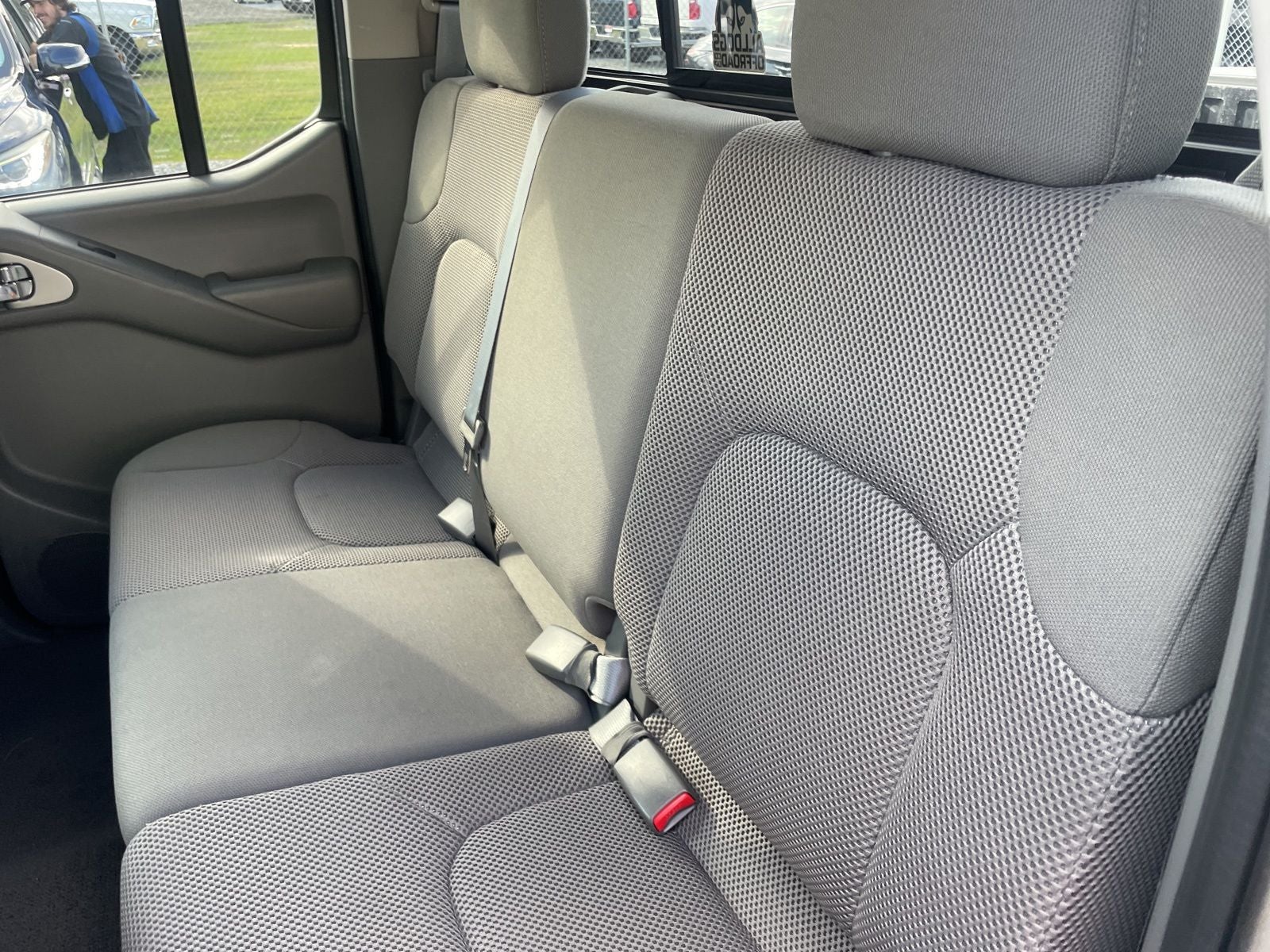 2021 Nissan Frontier SV