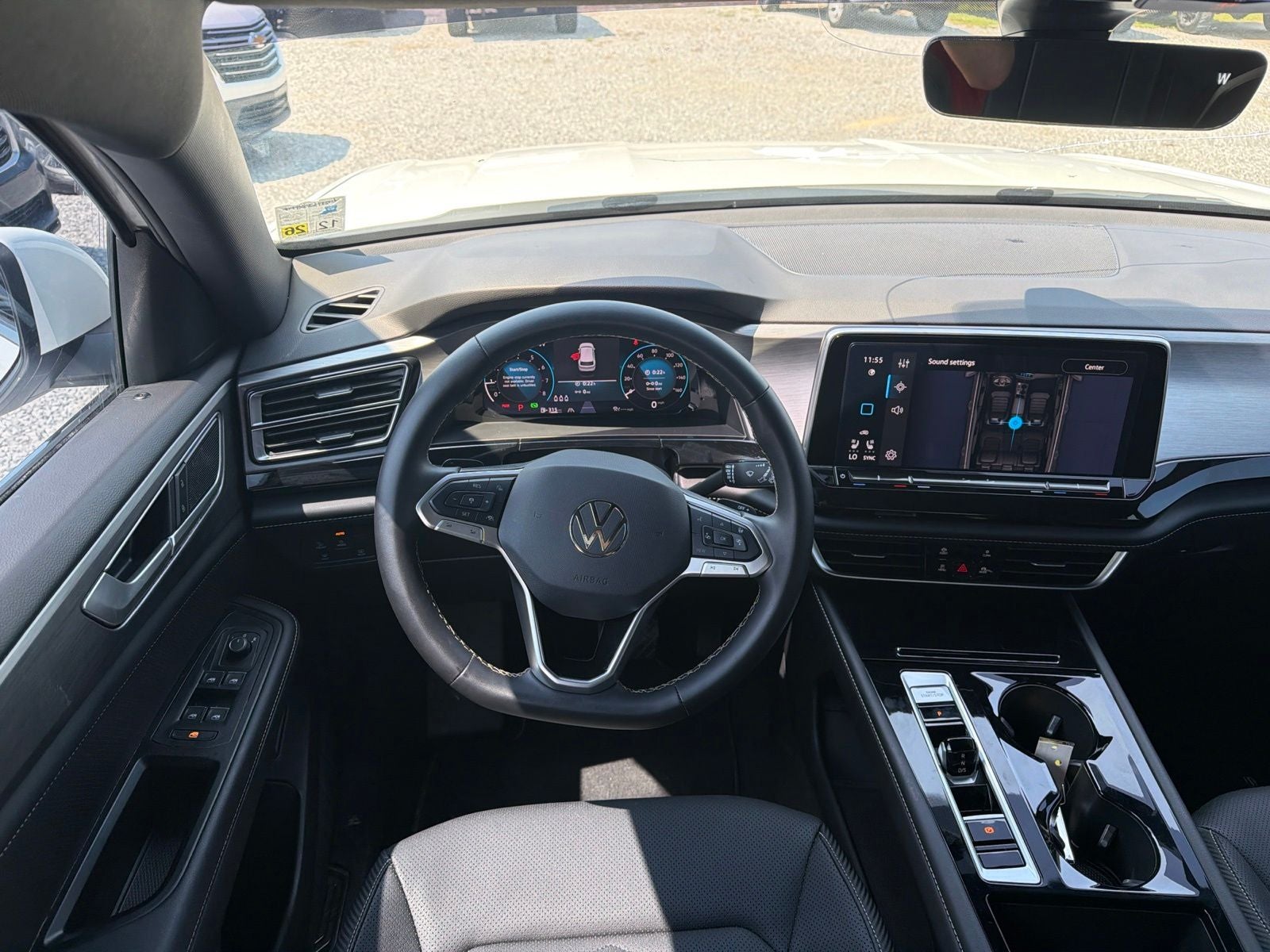 2024 Volkswagen Atlas Cross Sport 2.0T SE w/Technology