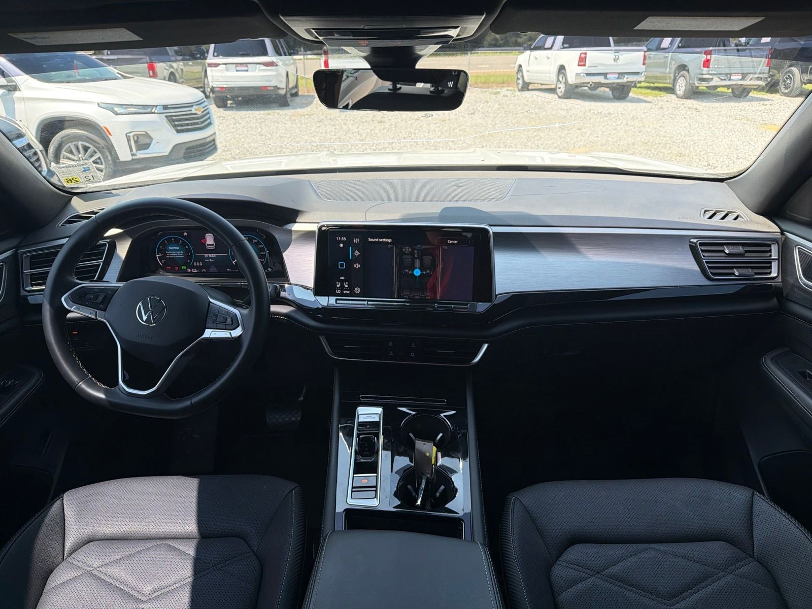2024 Volkswagen Atlas Cross Sport 2.0T SE w/Technology