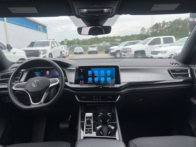 2025 Volkswagen Atlas Cross Sport 2.0T SE w/Technology
