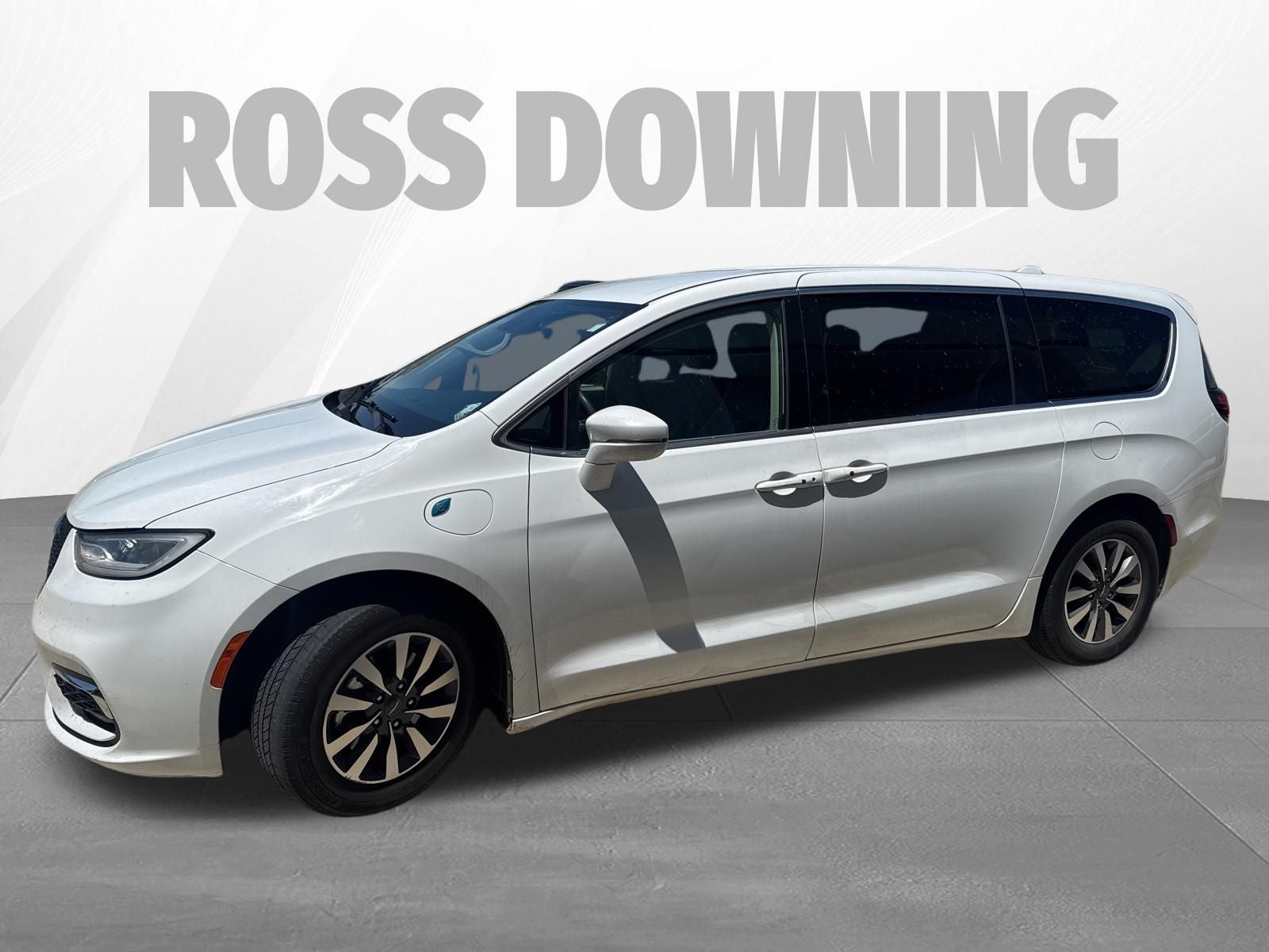 2022 Chrysler Pacifica Hybrid Touring L