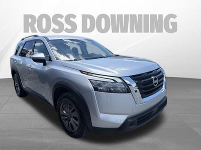 2025 Nissan Pathfinder SV FWD