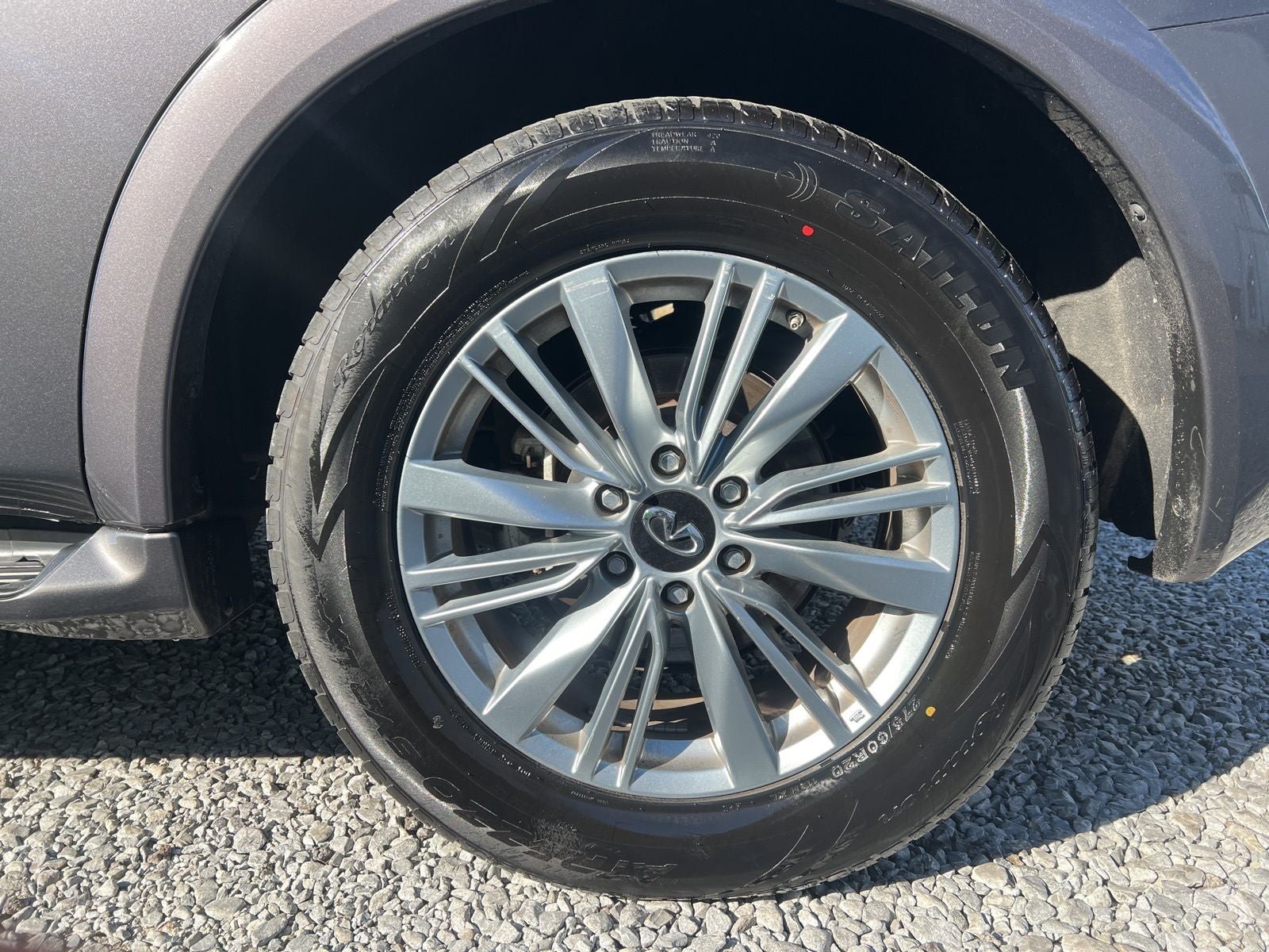 2024 INFINITI QX80 LUXE