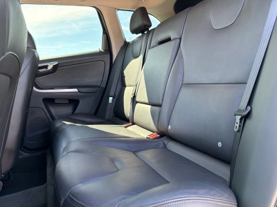 2016 Volvo XC60 T5 Drive-E Platinum