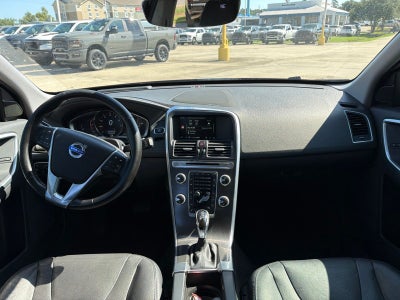 2016 Volvo XC60 T5 Drive-E Platinum